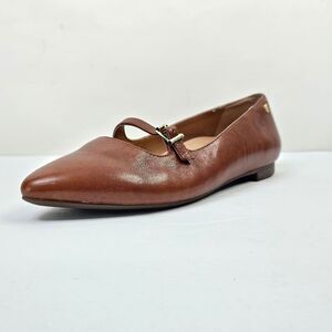 Elegant Brown Leather Flats